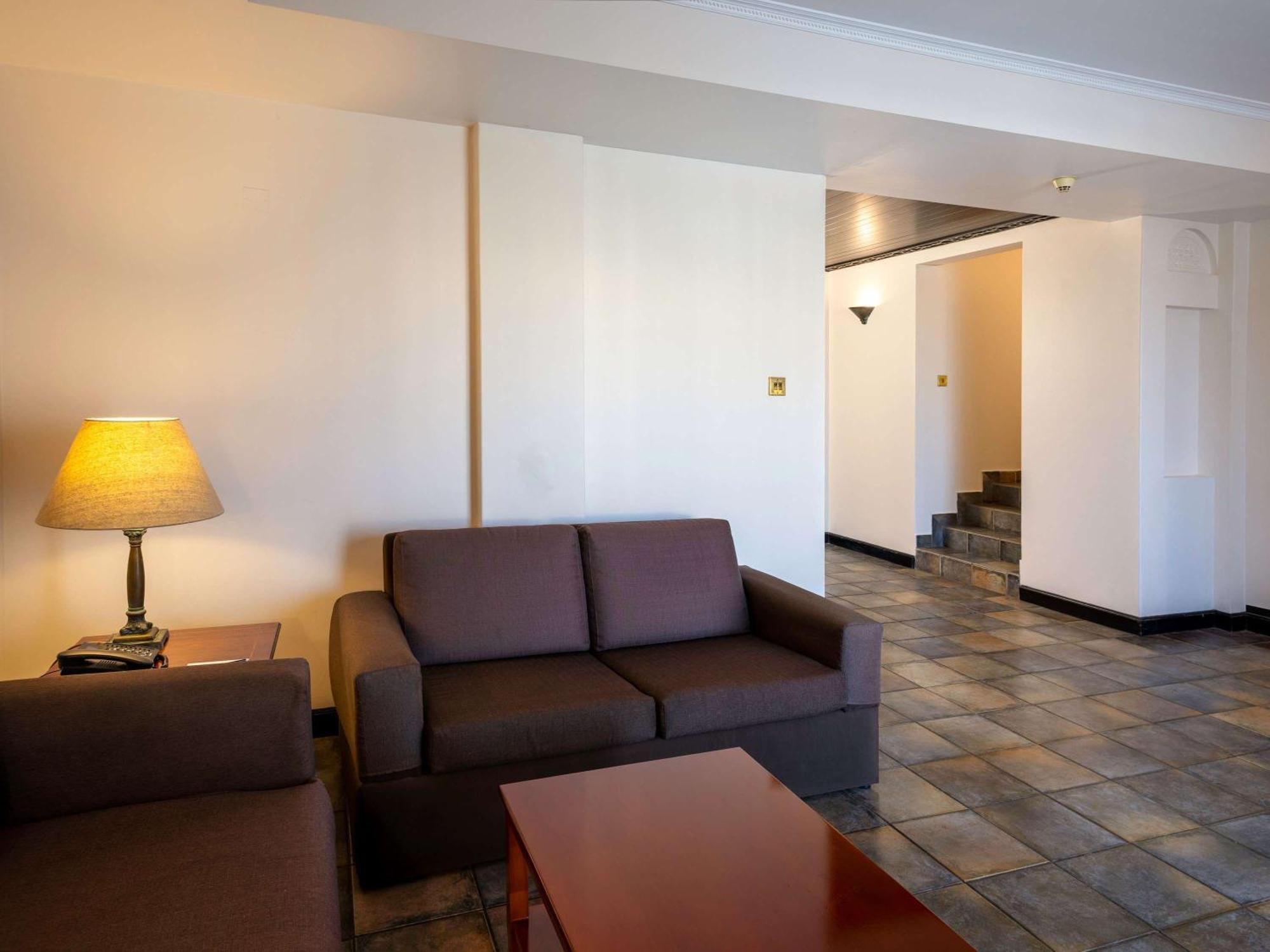 Novotel Bahrain Al Dana 4* Manama