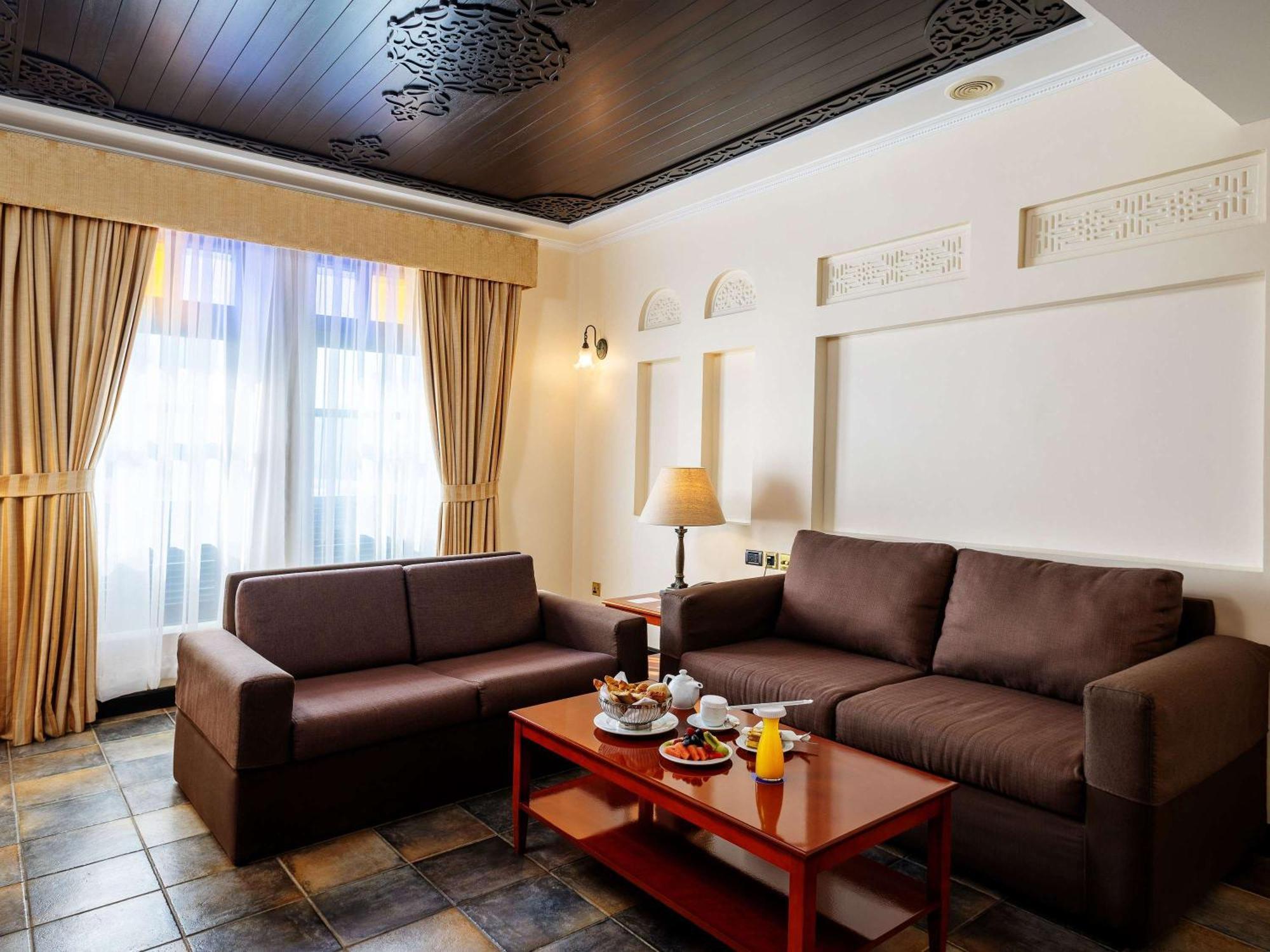 Novotel Bahrain Al Dana 4*