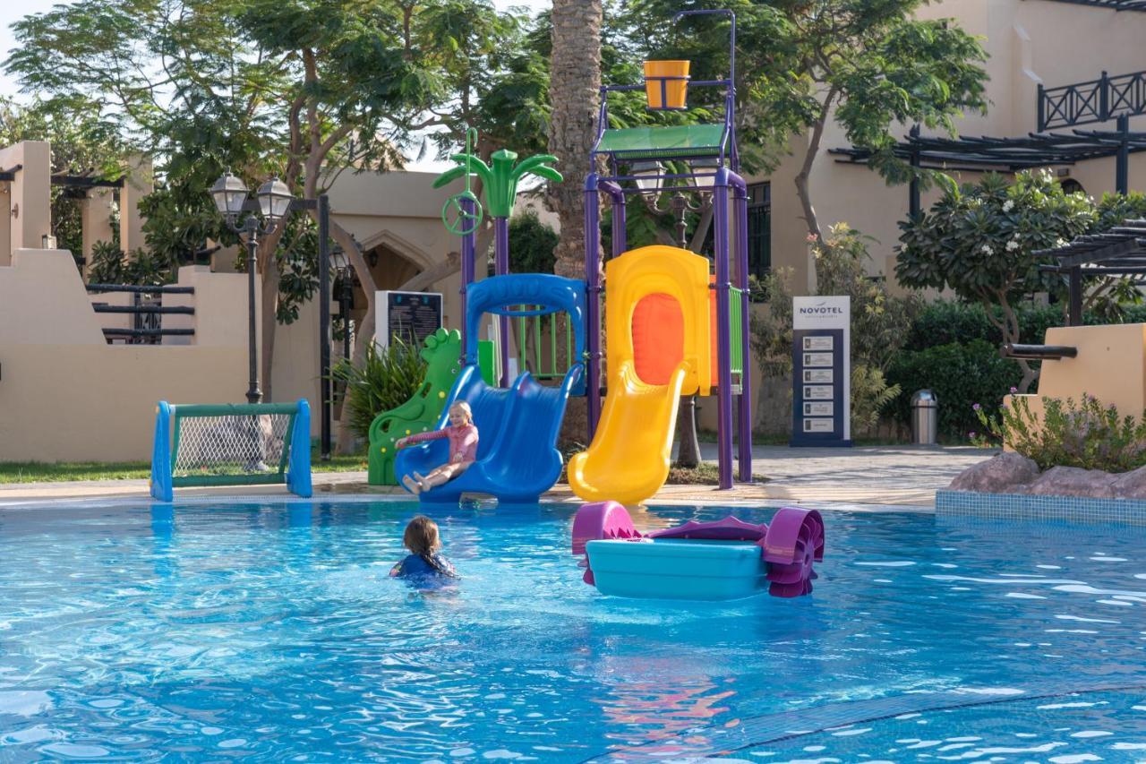 Novotel Bahrain Al Dana 4*