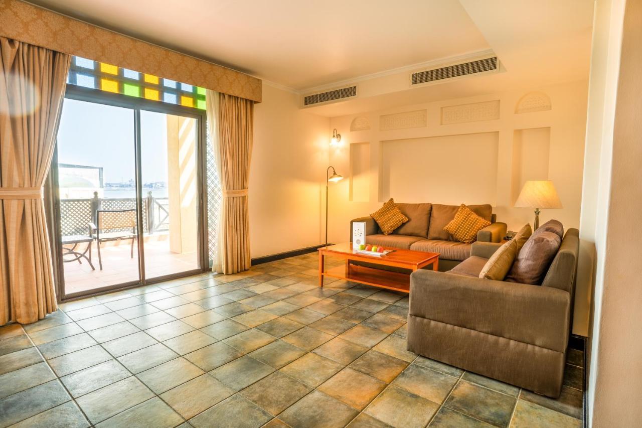 Novotel Bahrain Al Dana 4*
