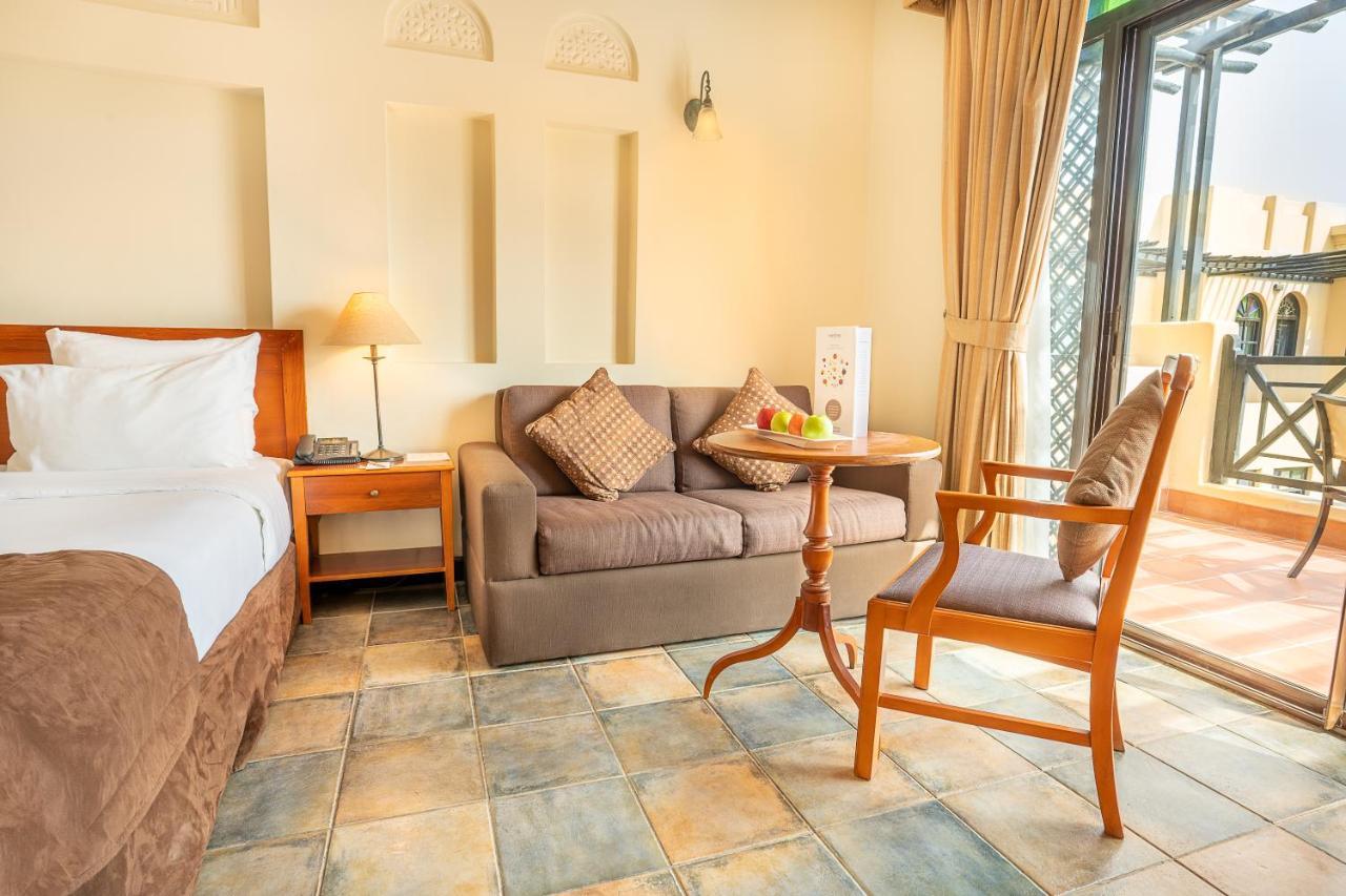 Resort Novotel Bahrain Al Dana 4*