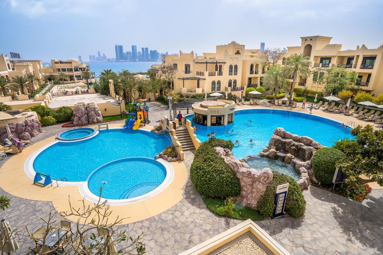 Resort Novotel Bahrain Al Dana 4*