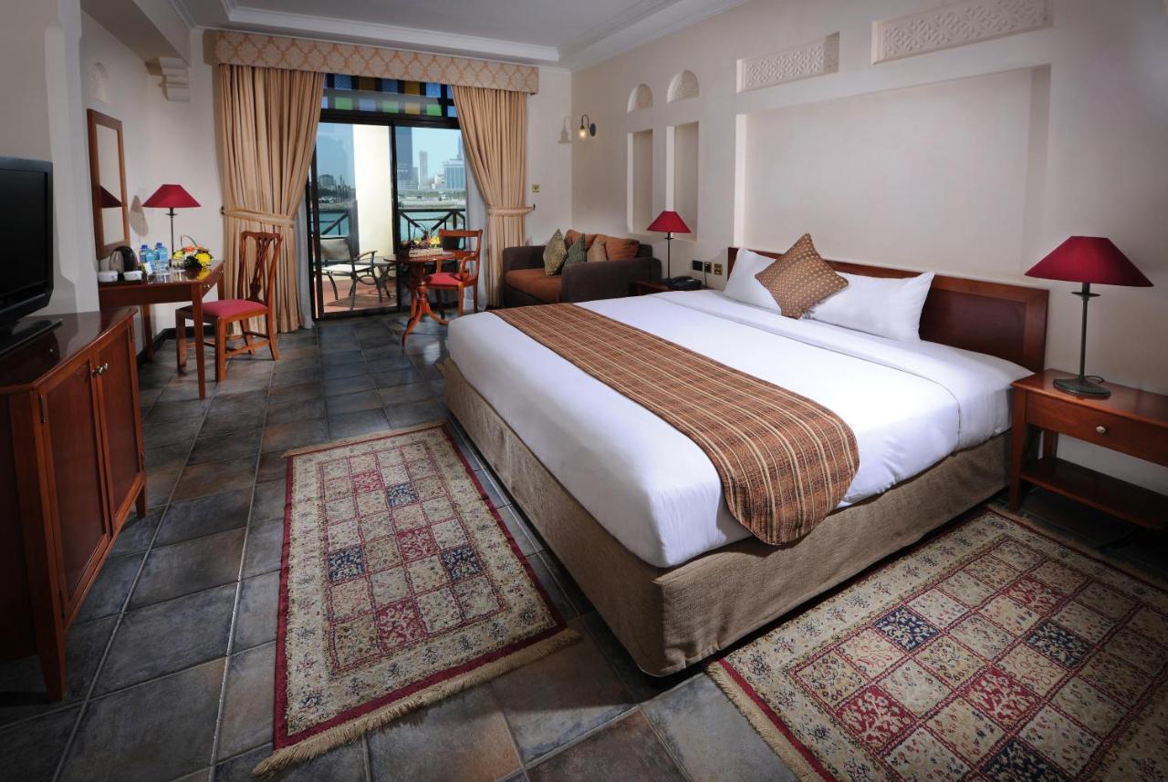 Resort Novotel Bahrain Al Dana 4*